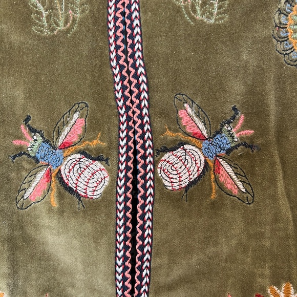 ZARA TRINNY MOSS GREEN EMBROIDERED FLORAL VELVET BOHO BLAZER JACKET Size… - Picture 16 of 16